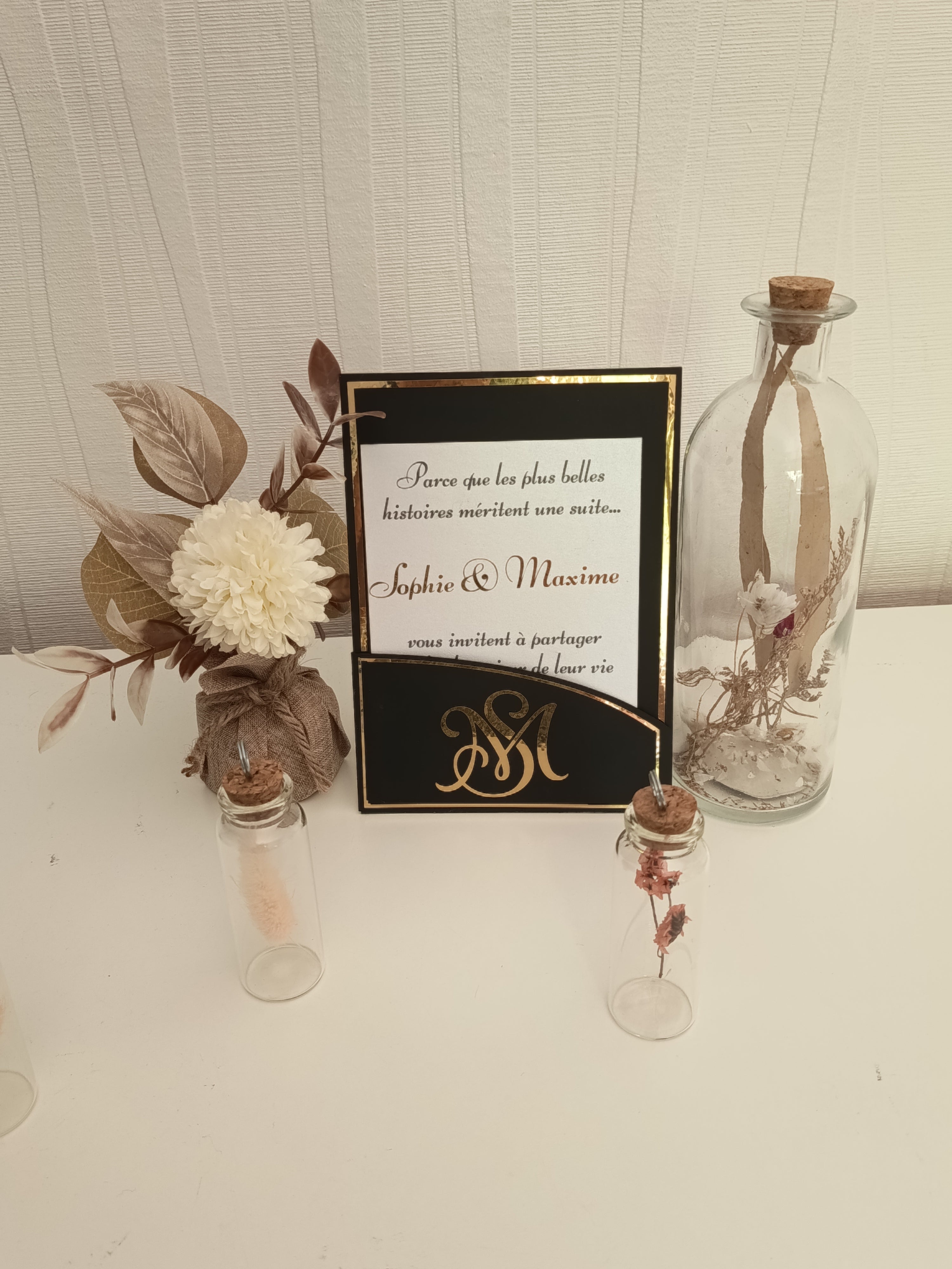 Faire-part de Mariage Pochette Curve – Noir, Blanc & Or Brillant