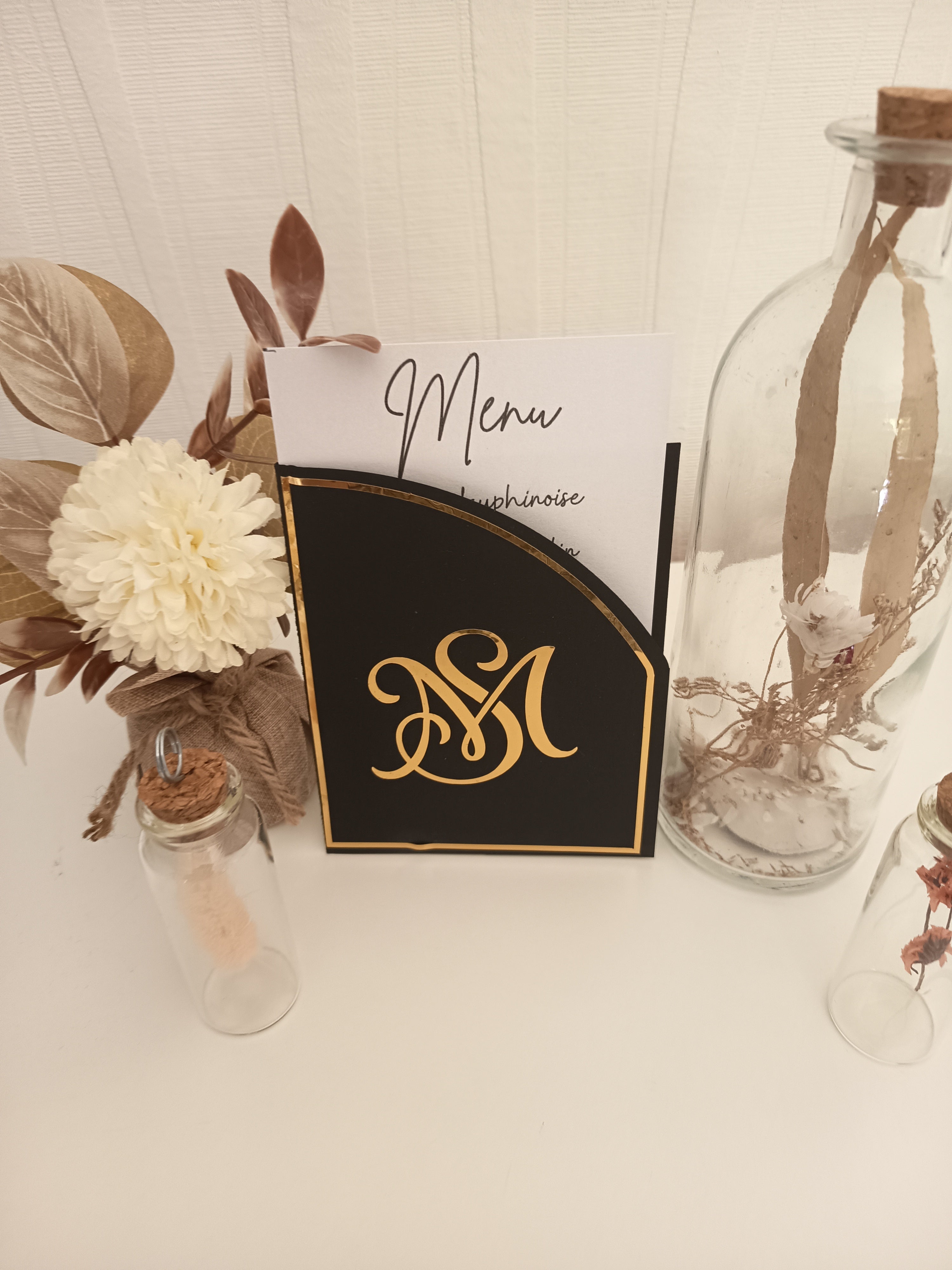 Pochette Menu de Table Monogramme – Collection Noir & Or
